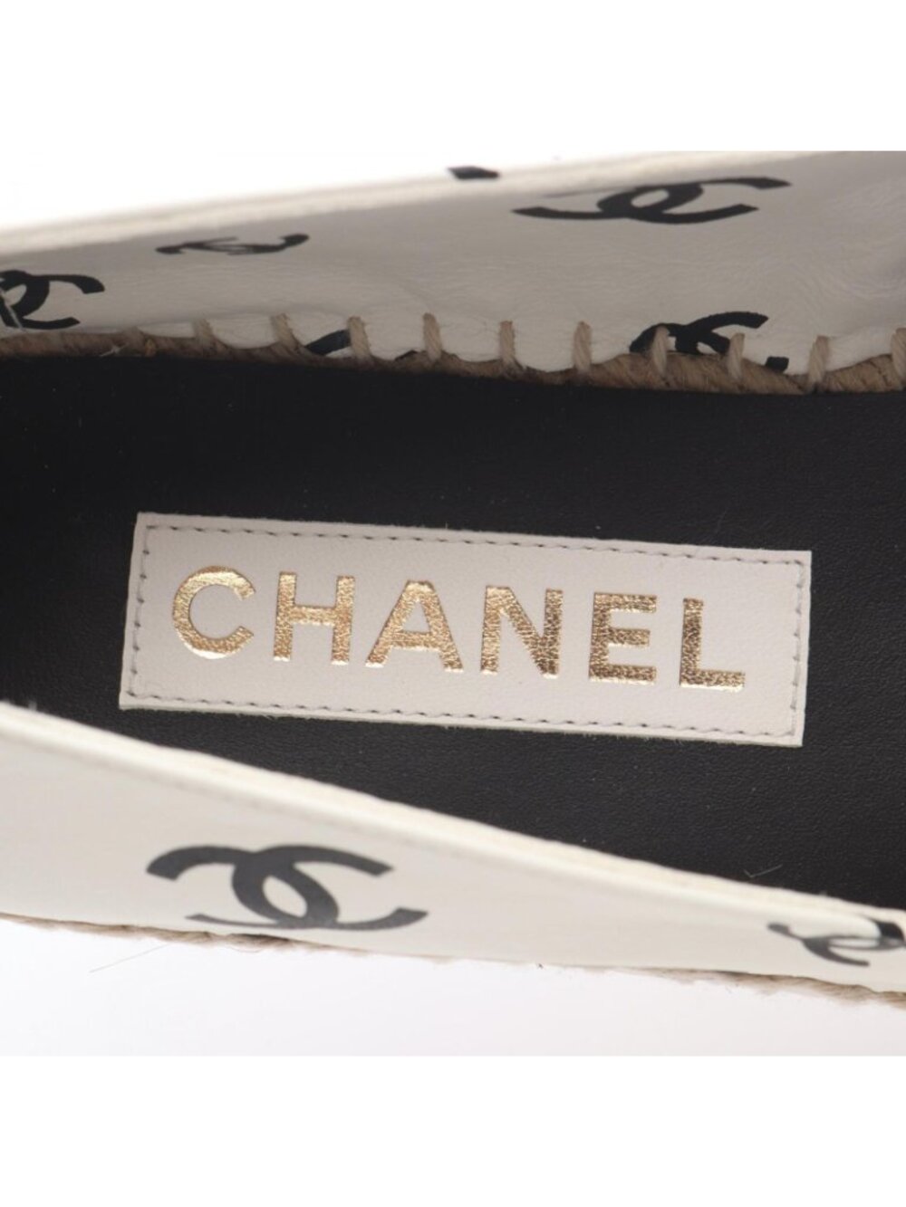 Chanel CC Logo Espadrille Slip on White Leather - Picture 5 of 8